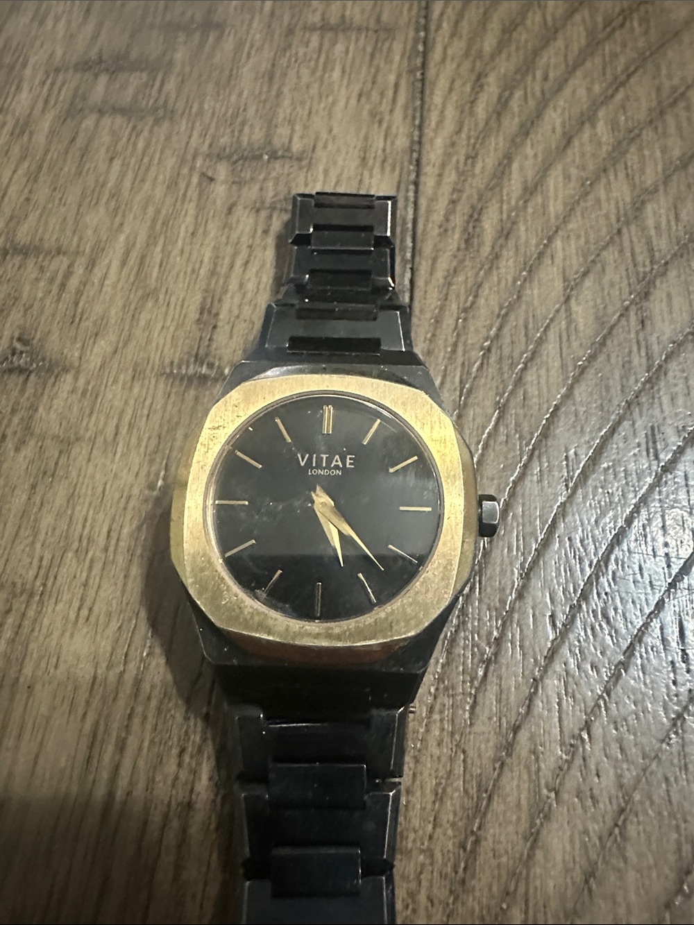 Men's Black and Gold Bracelet Watch
